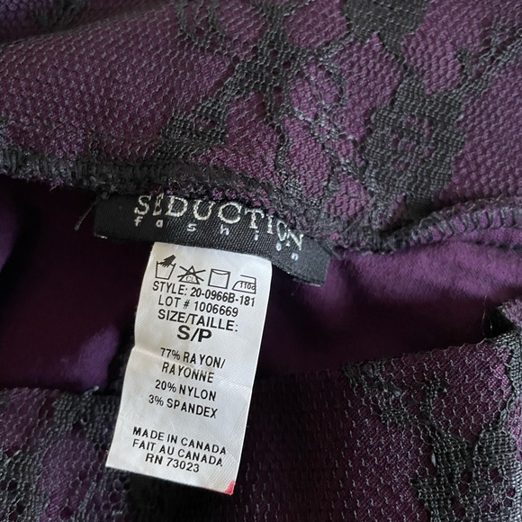 Lace pencil skirt - Picture 3 of 4